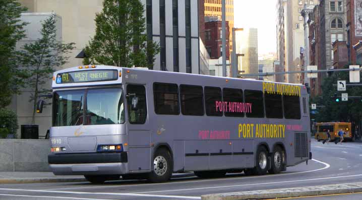 Port Authority Neoplan Metroliner 1910